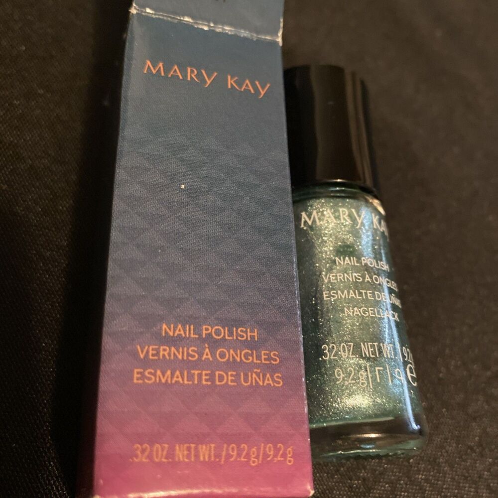 Mary Kay Nail Polish Emerald Green New In Box .32 Oz 9.2g Full Size